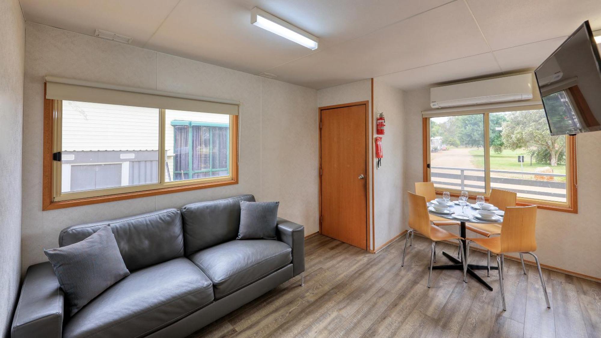 Yarrawonga Riverlands Tourist Park Quarto foto