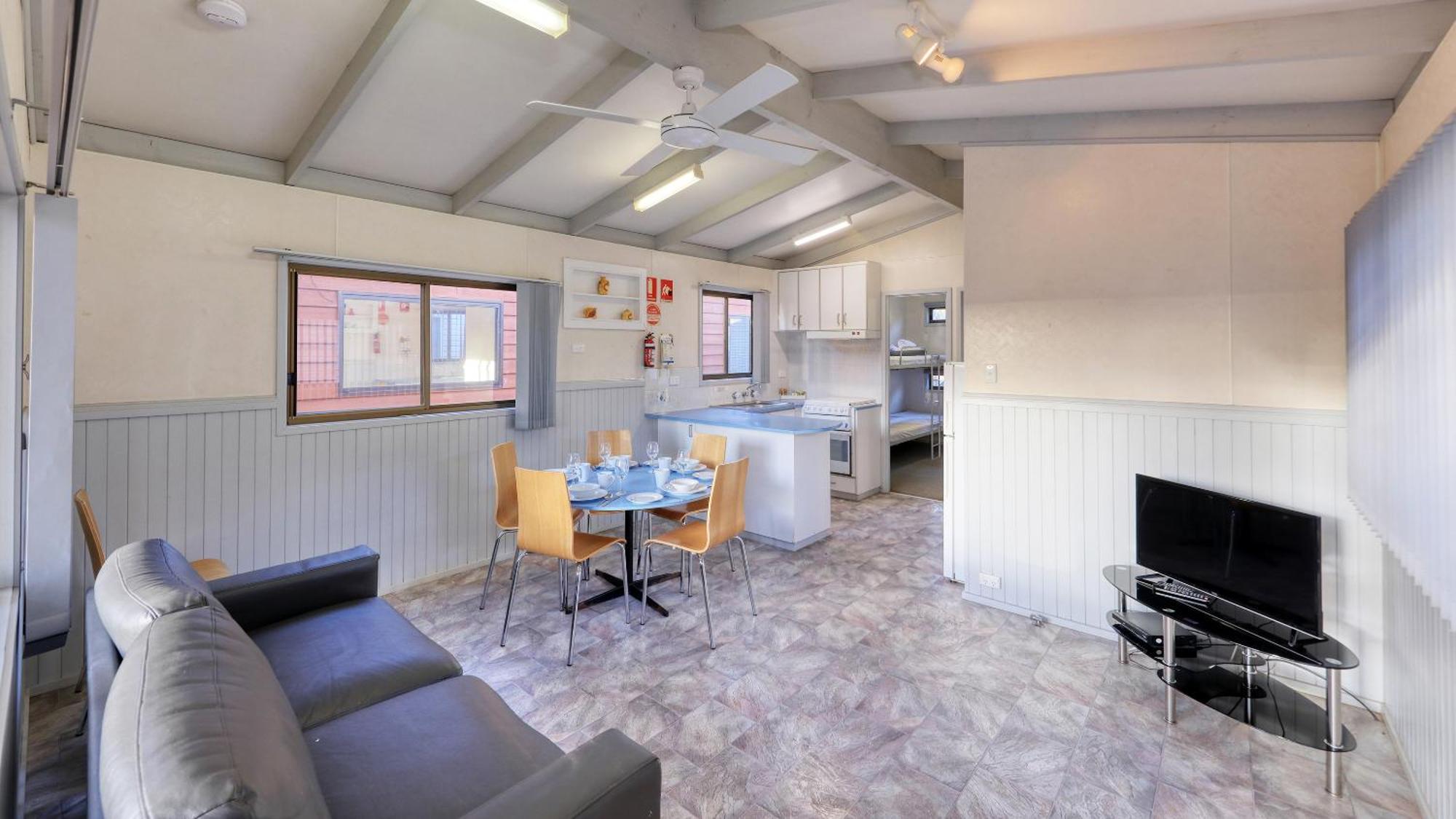 Yarrawonga Riverlands Tourist Park Quarto foto