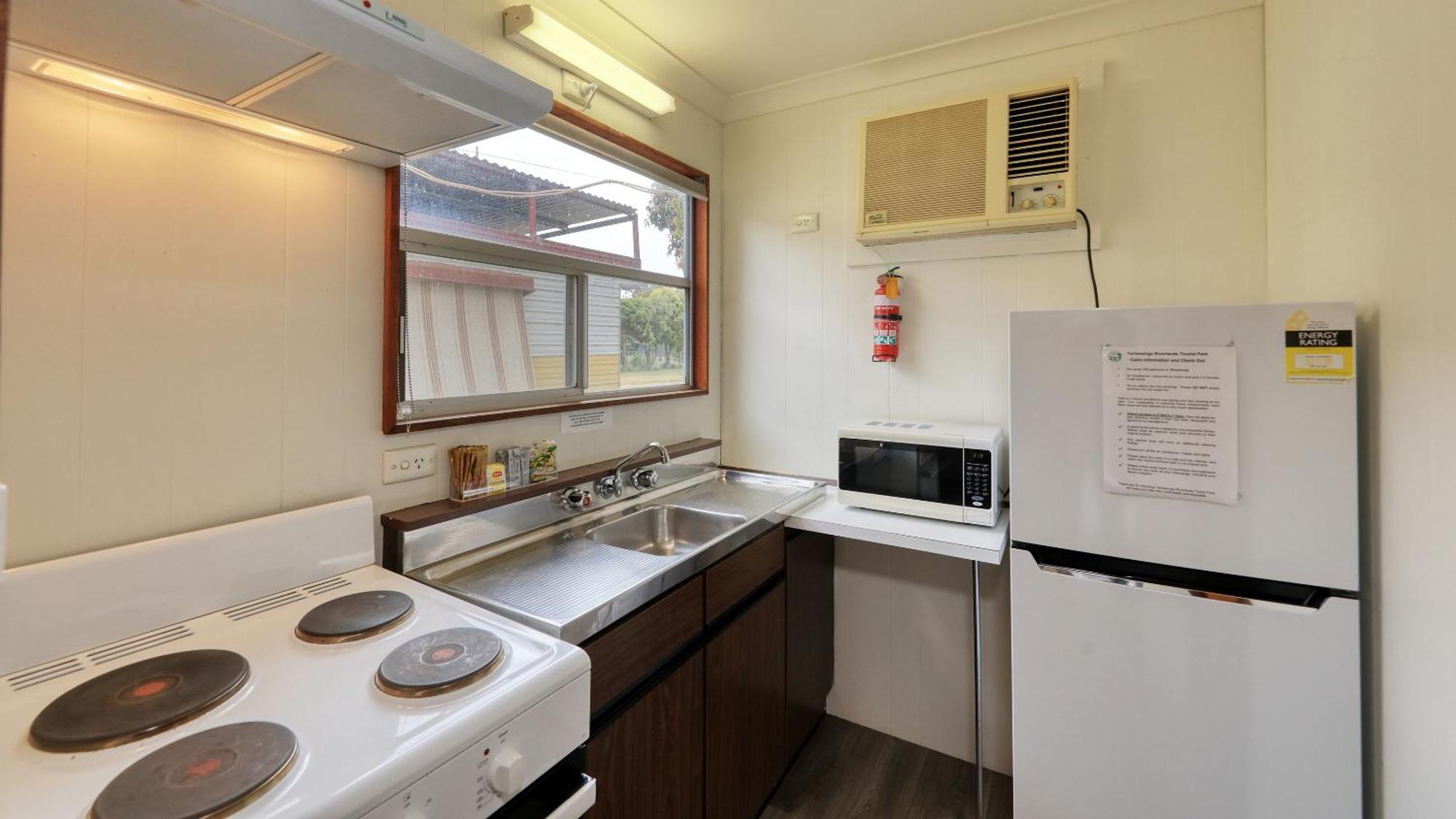 Yarrawonga Riverlands Tourist Park Quarto foto