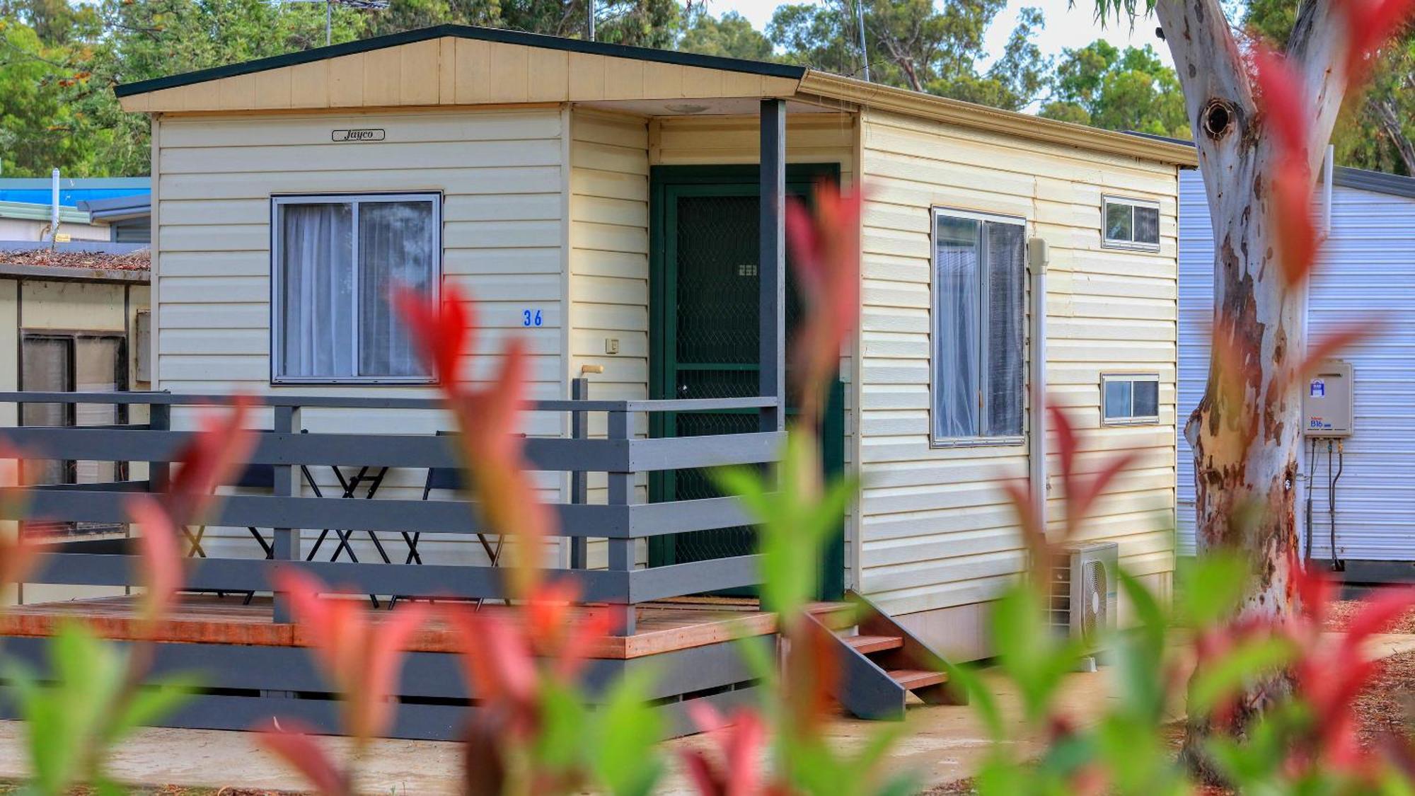 Yarrawonga Riverlands Tourist Park Quarto foto